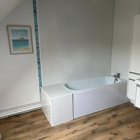 Le Coup De C'heurt Duplex 100m De La 8 Personnes דירה *